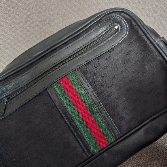 Gucci Black Leather Men's Bag - Picture 12 of 16